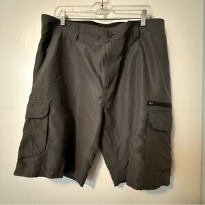 NWT Tapa Threads Men’s Cargo Shorts – Charcoal Size 36